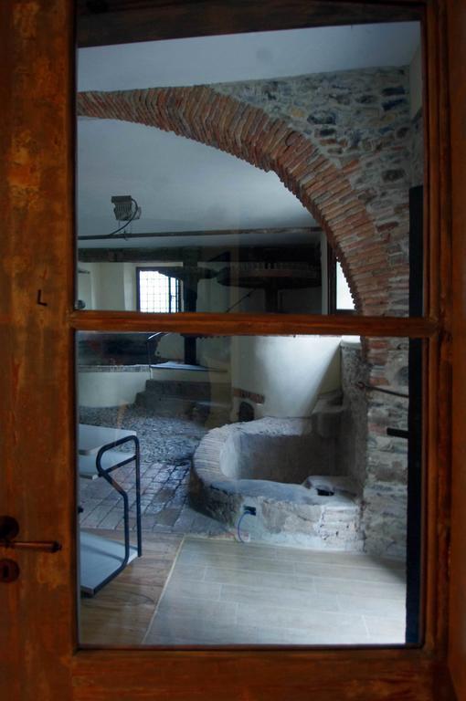 Il Mulino Del Castello Lejlighed Garlenda Eksteriør billede